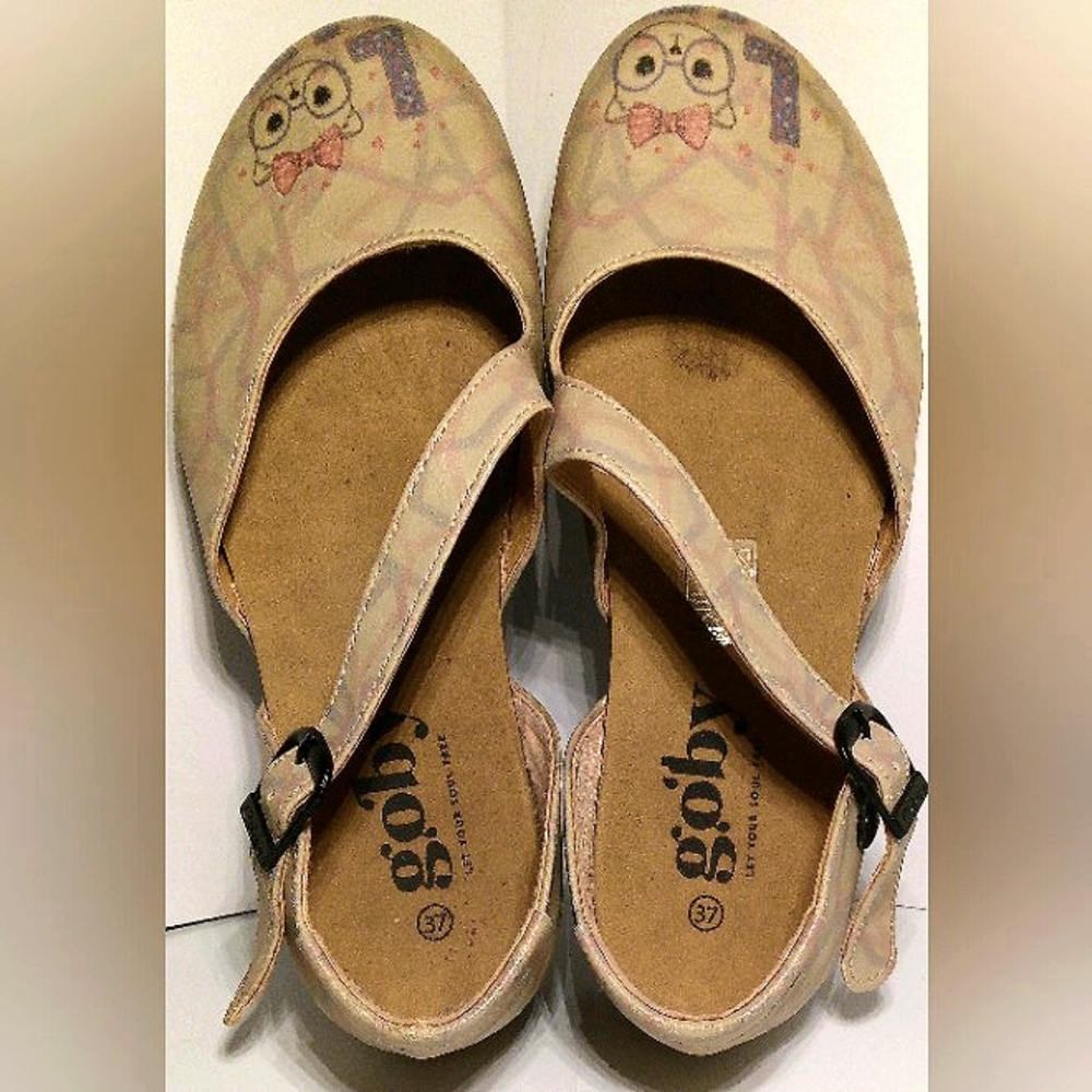 Goby Vegan Leather MaryJanes sz 37